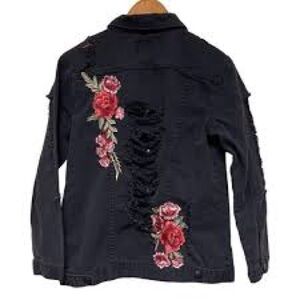77.  One 5 One Floral Embroidered Black Denim Jacket size 3X